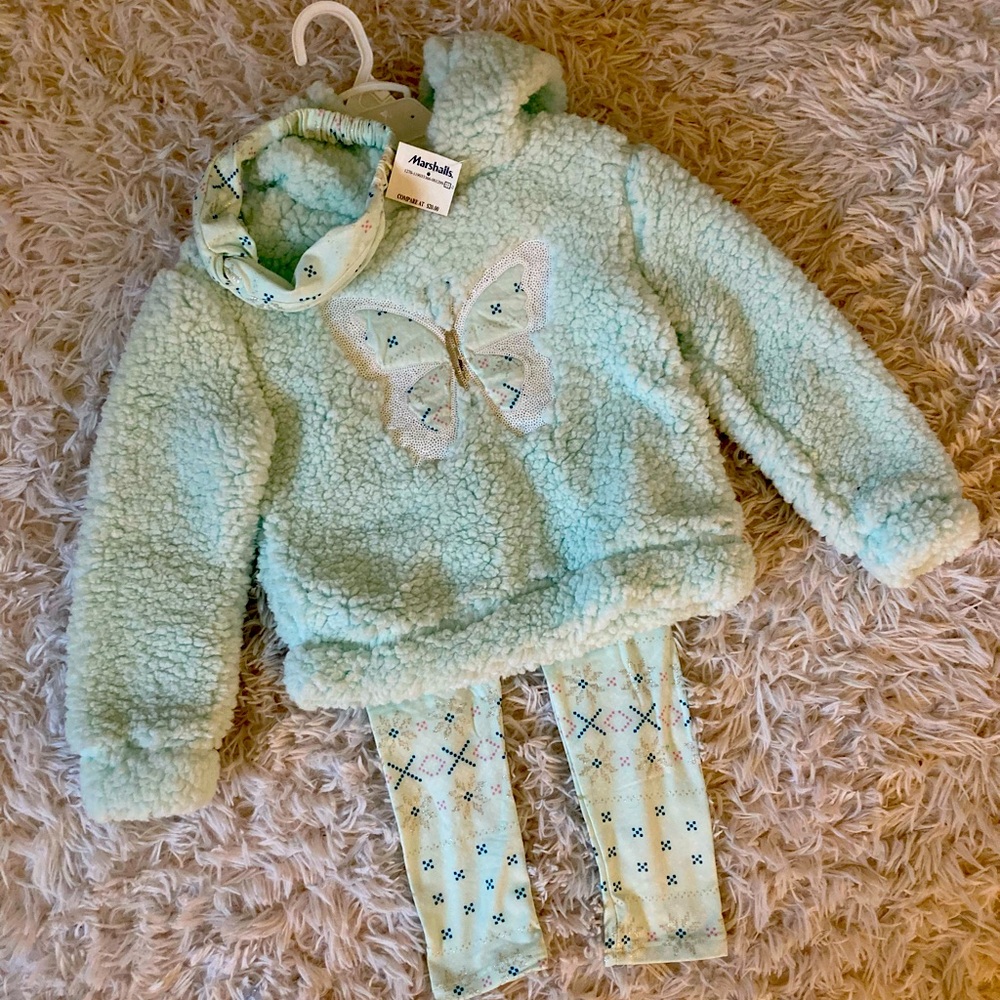 New w/ Tags Girl Toddler Set